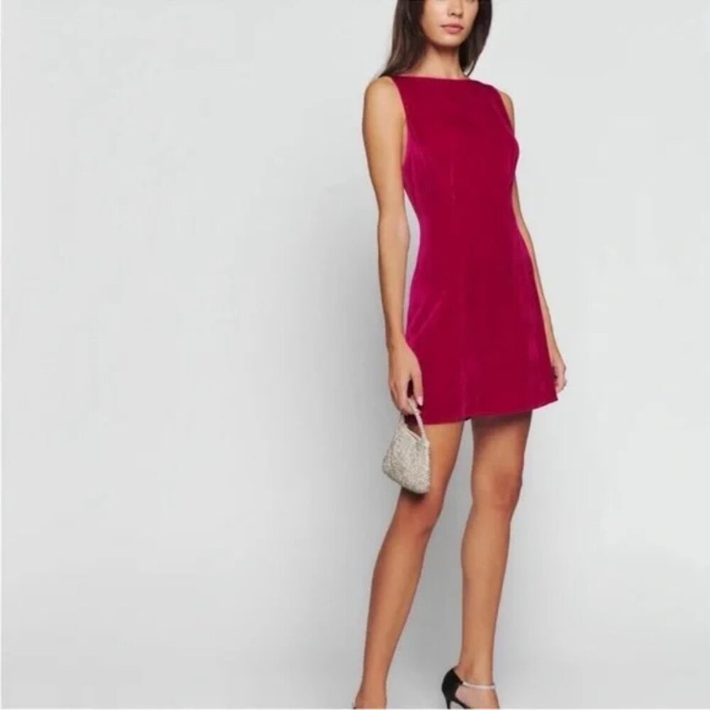 Reformation Brisbane Velvet Dress in Rhubarb Mini Cocktail Pink 6 NWT - Picture 2 of 12